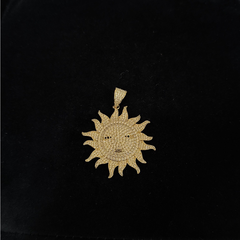 chain pendant sun